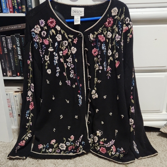 Black Floral Embroidered Cardigan - Picture 8 of 8